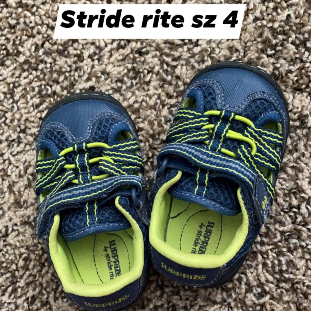 Walking shoes